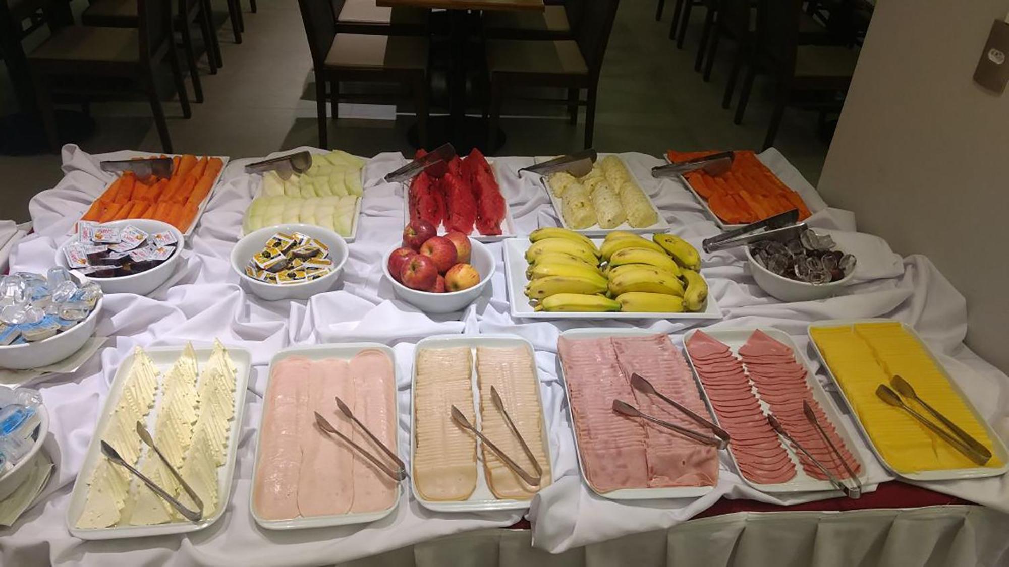 Hotel Atlantico Travel Copacabana Rio de Janeiro Exterior photo Breakfast buffet