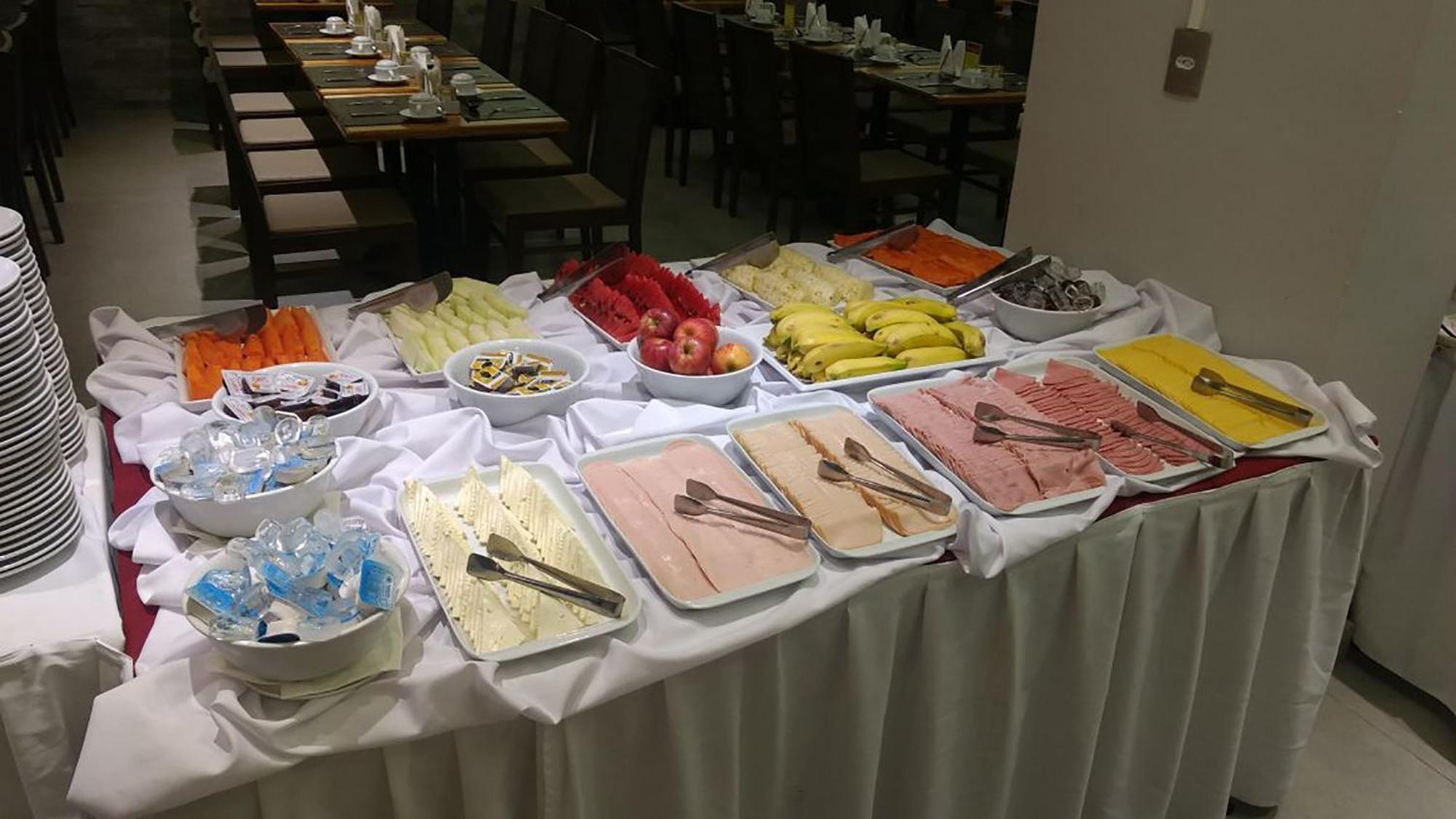 Hotel Atlantico Travel Copacabana Rio de Janeiro Exterior photo Breakfast buffet at a hotel