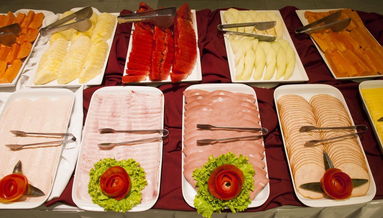 Hotel Atlantico Travel Copacabana Rio de Janeiro Exterior photo Breakfast buffet