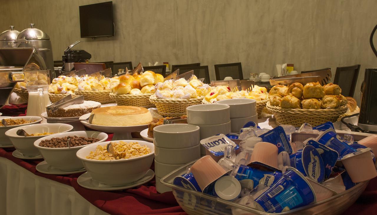Hotel Atlantico Travel Copacabana Rio de Janeiro Exterior photo Breakfast buffet